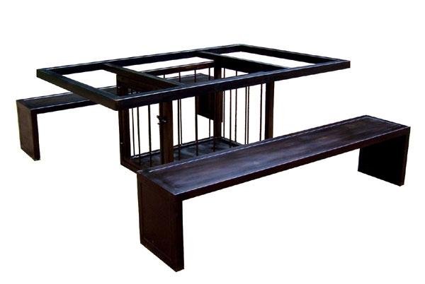 Dungeonbeds Folsom Cage Table